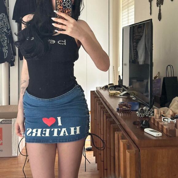 EDIKTED I Love Haters‎ Denim Mini Skirt XS Y2K Streetwear - Picture 1 of 4